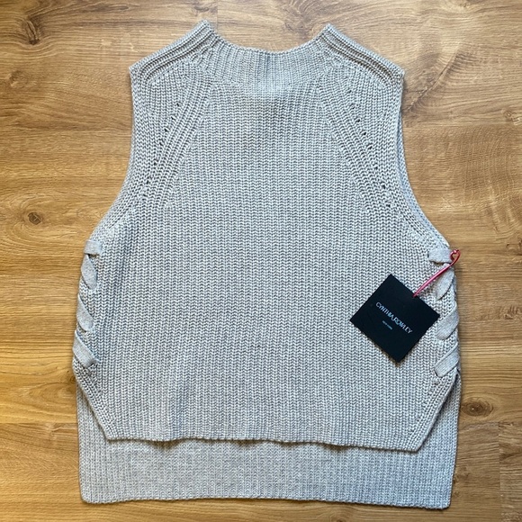 Knit top - Picture 1 of 4